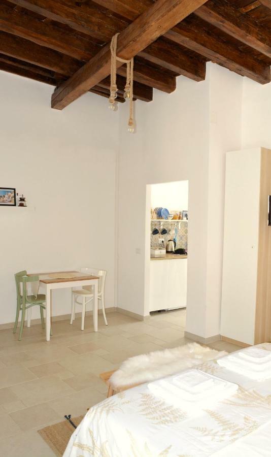 Apartmán Casa Albicocca - In The Heart Of The Old Town Bari Exteriér fotografie